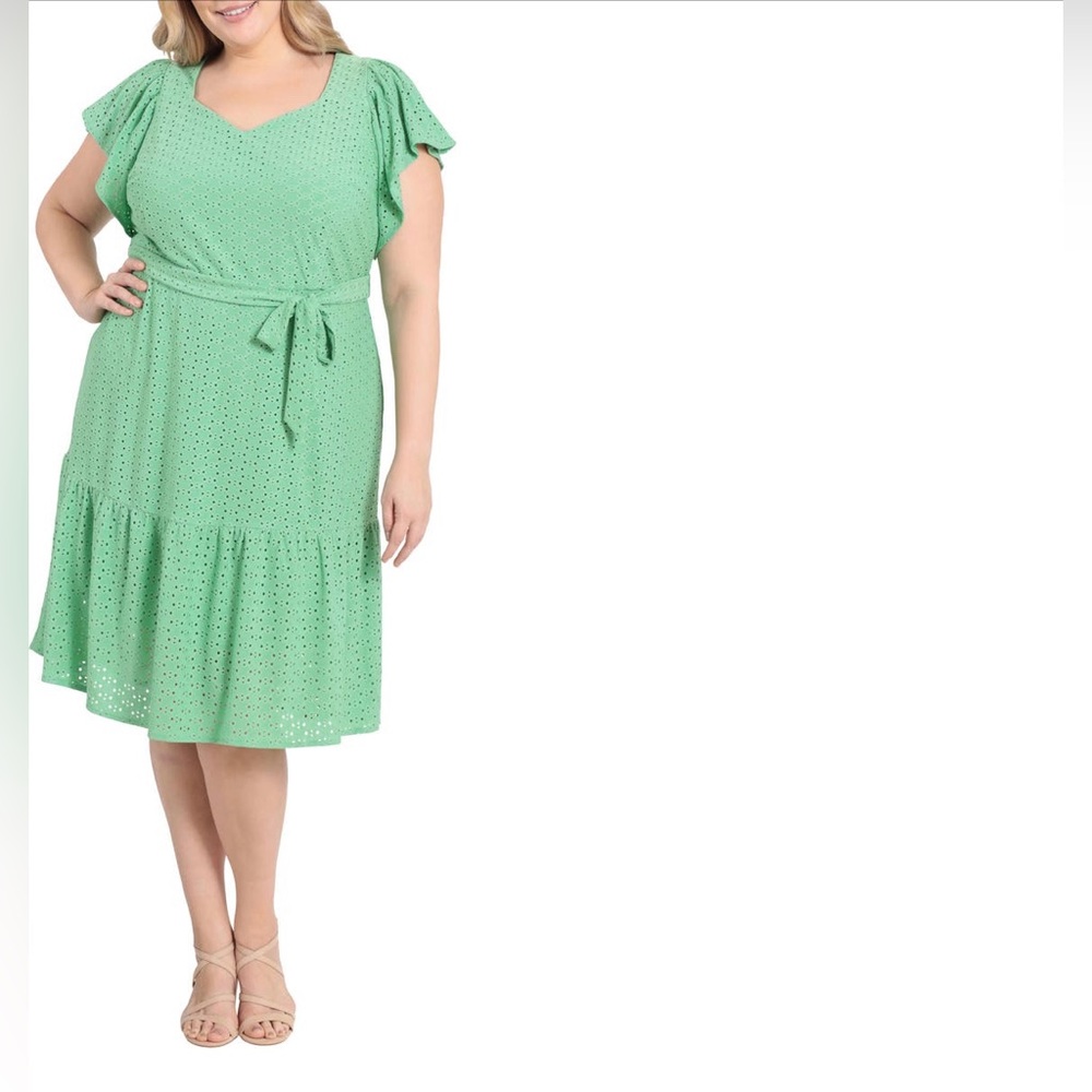 London Times Tiered Flutter Sleeve Eyelet Midi Dress in Light Green| Size: 14W